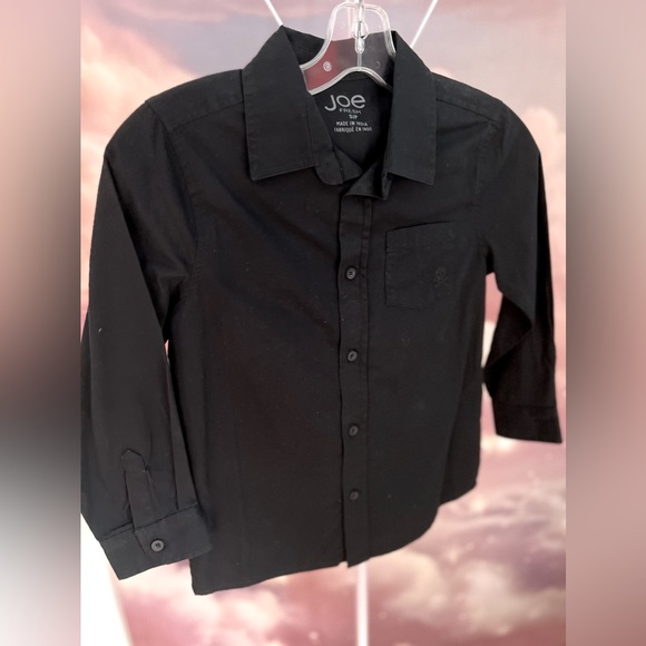 BUNDLE 75% OFF NEW boys 🏴‍☠️ tops for reposhers.. - Picture 7 of 10